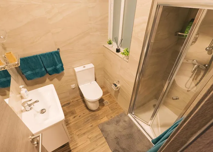 Appartement Luxurious Brand New Seafront, Wake Up Onto The Sea St. Paul's Bay