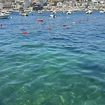 Luxurious Brand New Seafront, Wake Up Onto The Sea