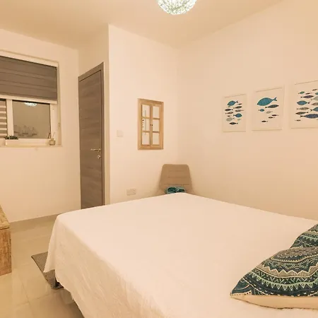 Luxurious Brand New Seafront, Wake Up Onto The Sea St. Paul's Bay