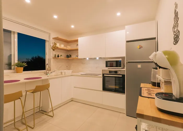 Luxurious Brand New Seafront, Wake Up Onto The Sea St. Paul's Bay